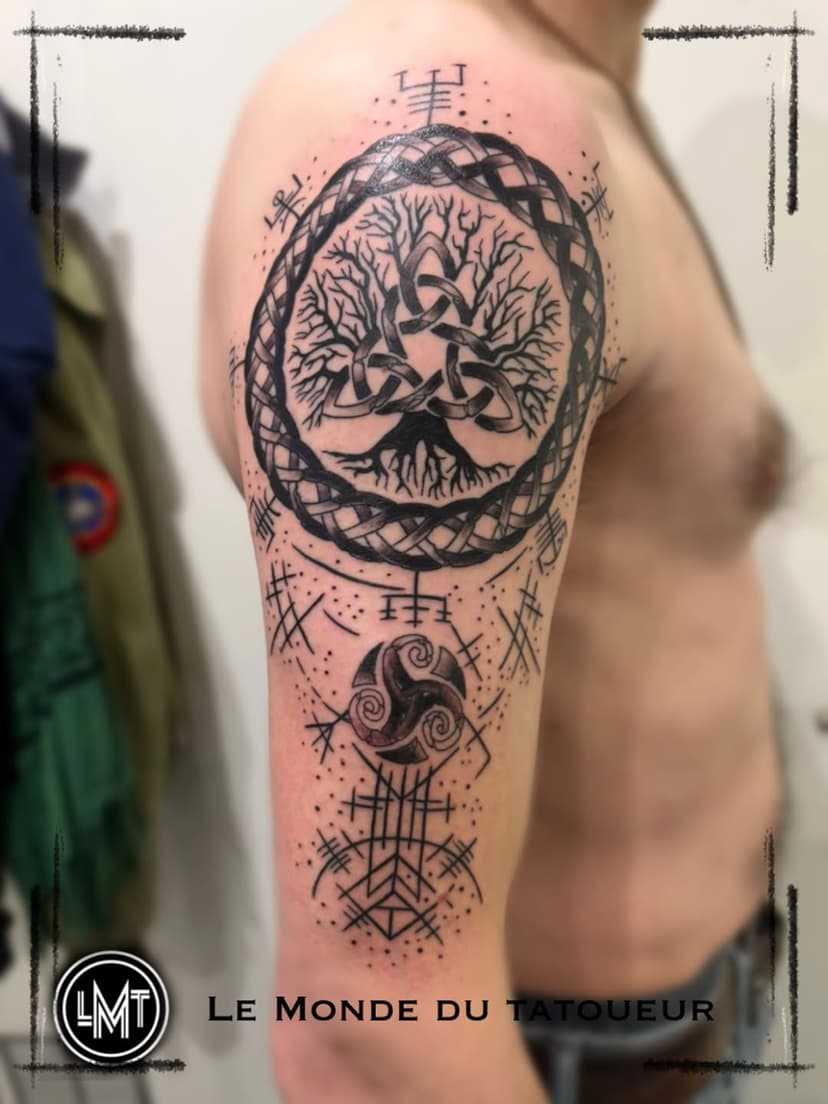Tatouage de Le Monde du Tatoueur