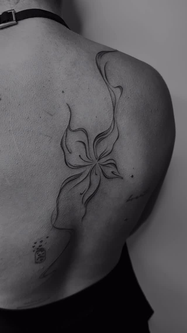 Tatouage de Le petit studio, tatouage concept store