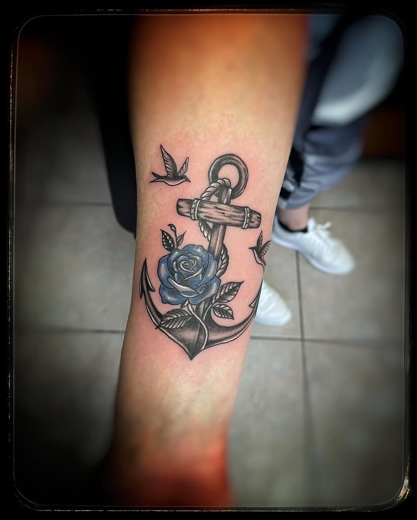 Tatouage de Lonely Wolf Tattoo (Galax Ink)