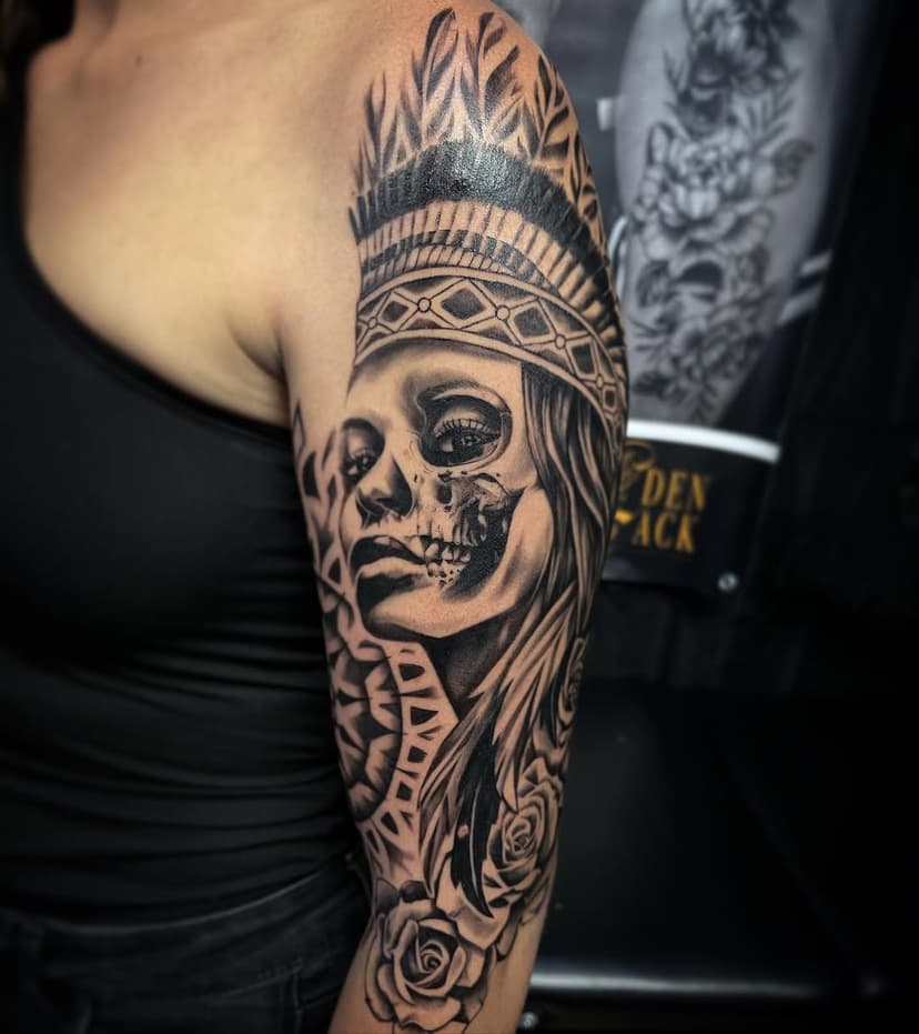 Tatouage de Loreleib-art (GoldenBlack Tattoo shop)