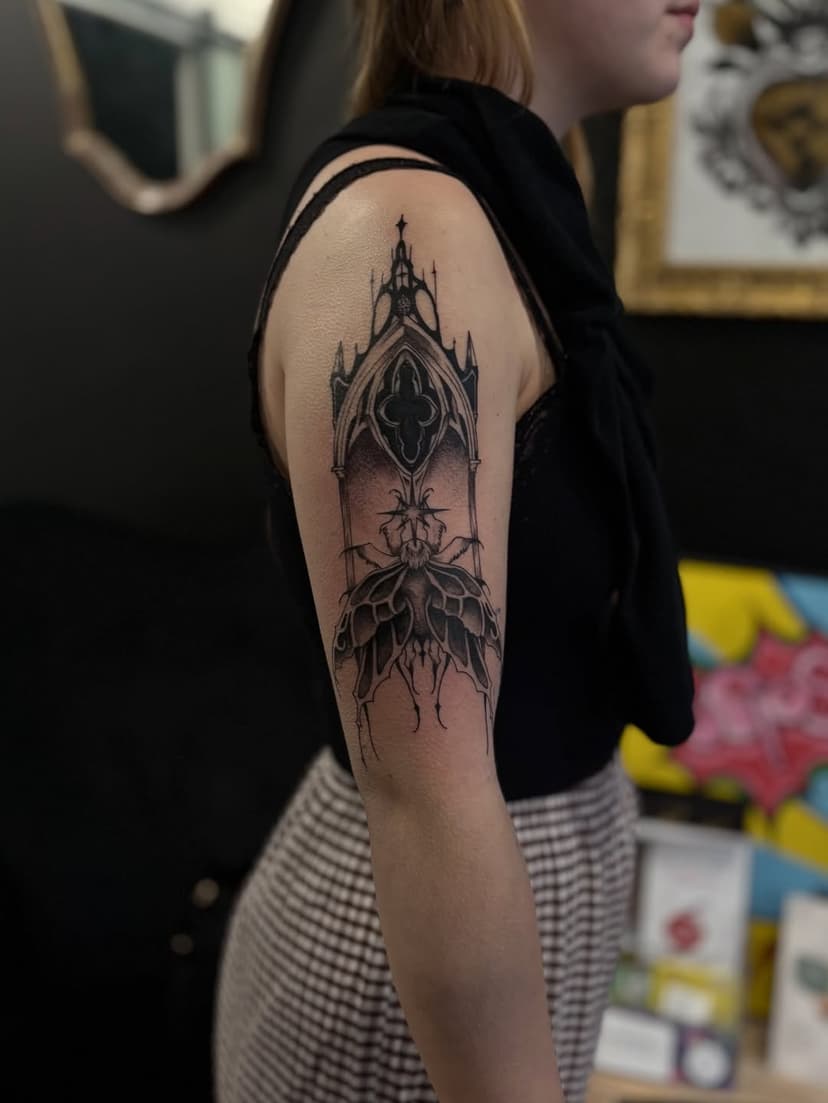 Tatouage de Lua Tattoo