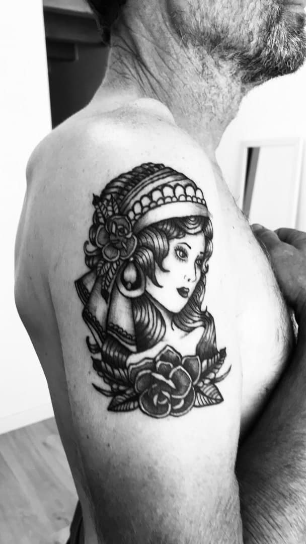 Tatouage de Maëlesia Tattoo