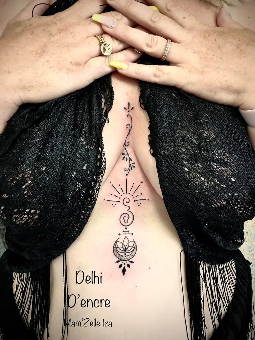 Tatouage de MAM'ZELLE IZA TATTOO