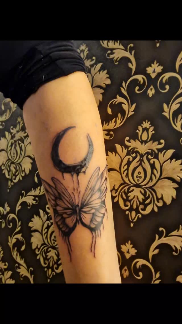 Tatouage de Marta art tattoo # Piercing #détatouages