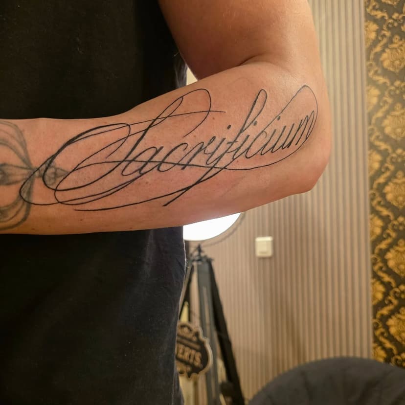 Tatouage de Marta art tattoo # Piercing #détatouages