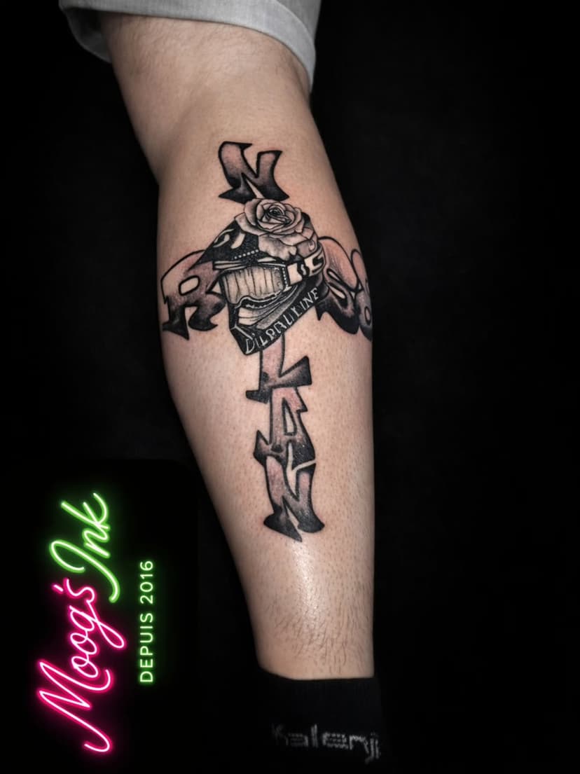 Tatouage de Moog's Ink Tattoo