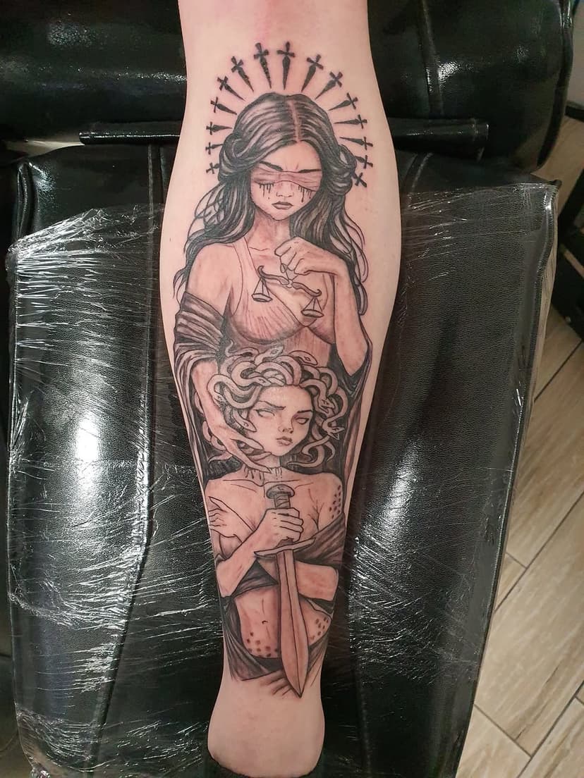 Tatouage de Moustic Tattoo