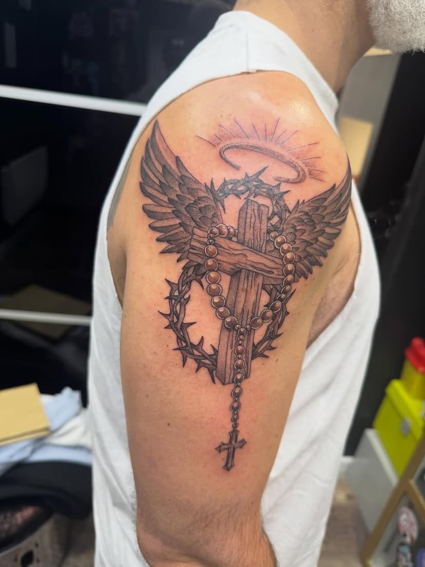 Tatouage de AKATSUKY TATTOO Angers