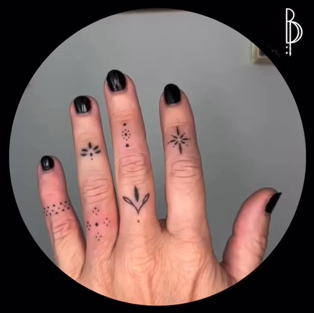 Tatouage de Bijou de Peau