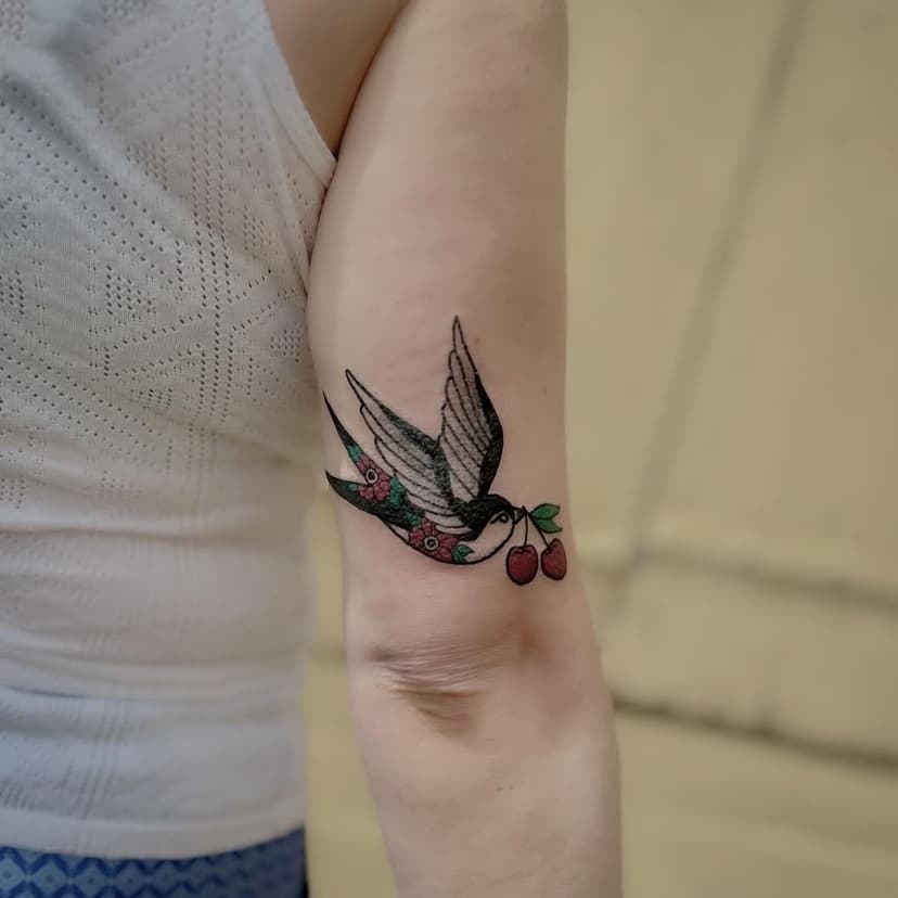 Tatouage de Black Side Tattoo