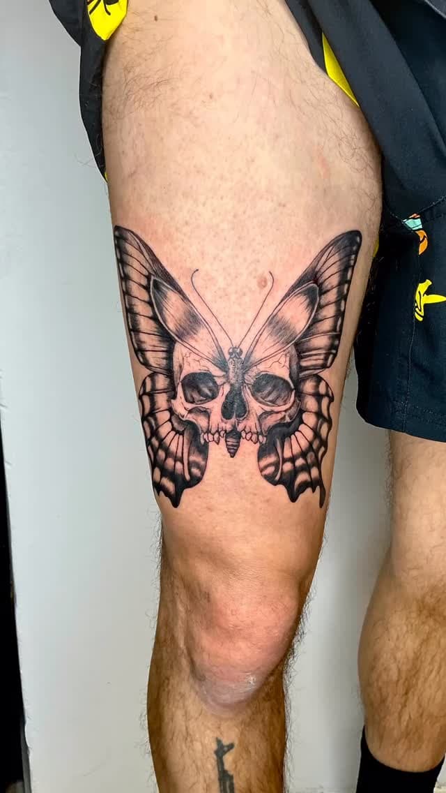 Tatouage de Nico tattoo shop