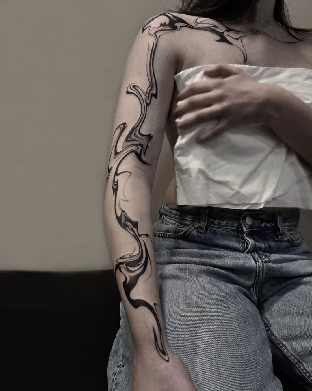 Tatouage par Evidence tattoo studio