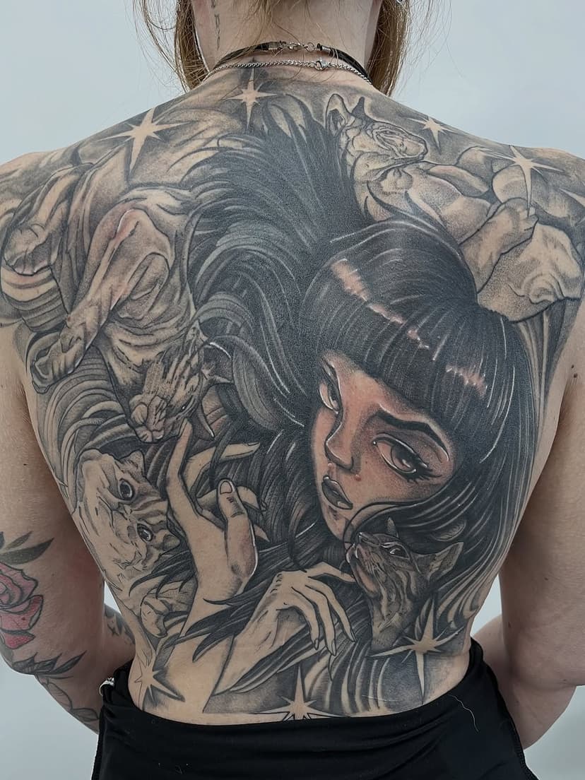 Tatouage de JULIEN DU BAGNE TATOUAGE salon uniquement sur rendez-vous