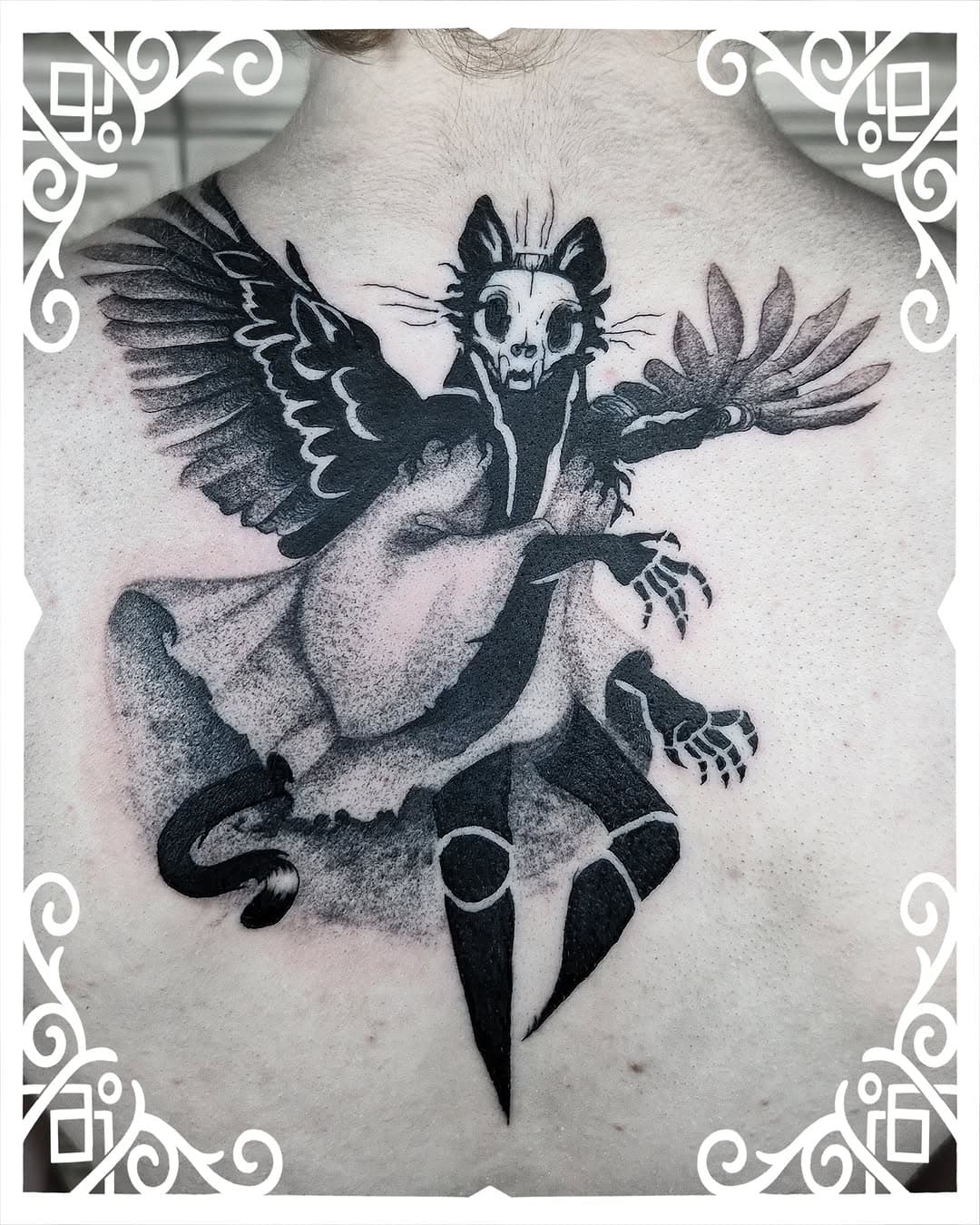 Tatouage par L'ENSORCELOIR