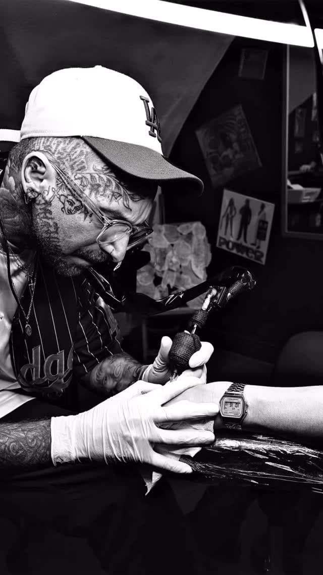 Tatouage de Ledarkmatt tattoo Shop