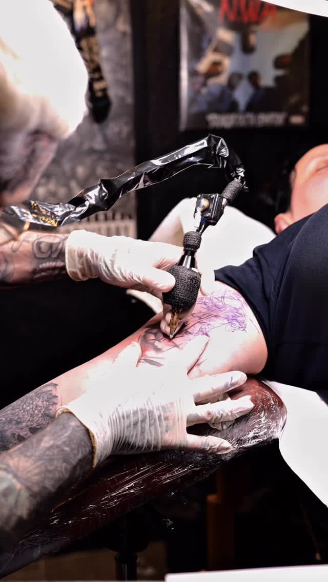 Tatouage de Ledarkmatt tattoo Shop