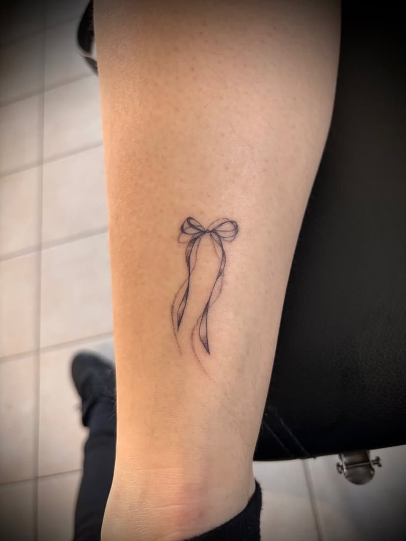 Tatouage de Pavillon Rouge Tattoo