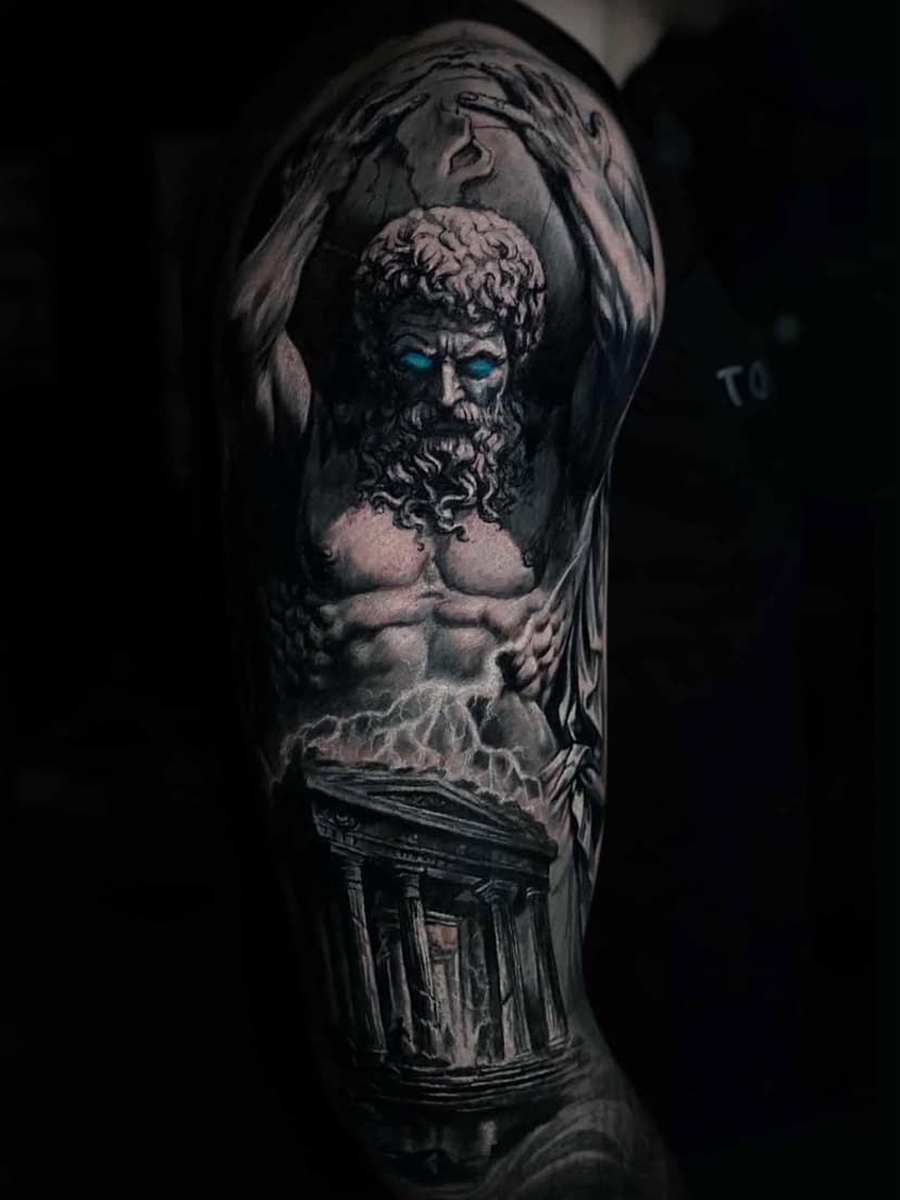 Tatouage de Three lines studio